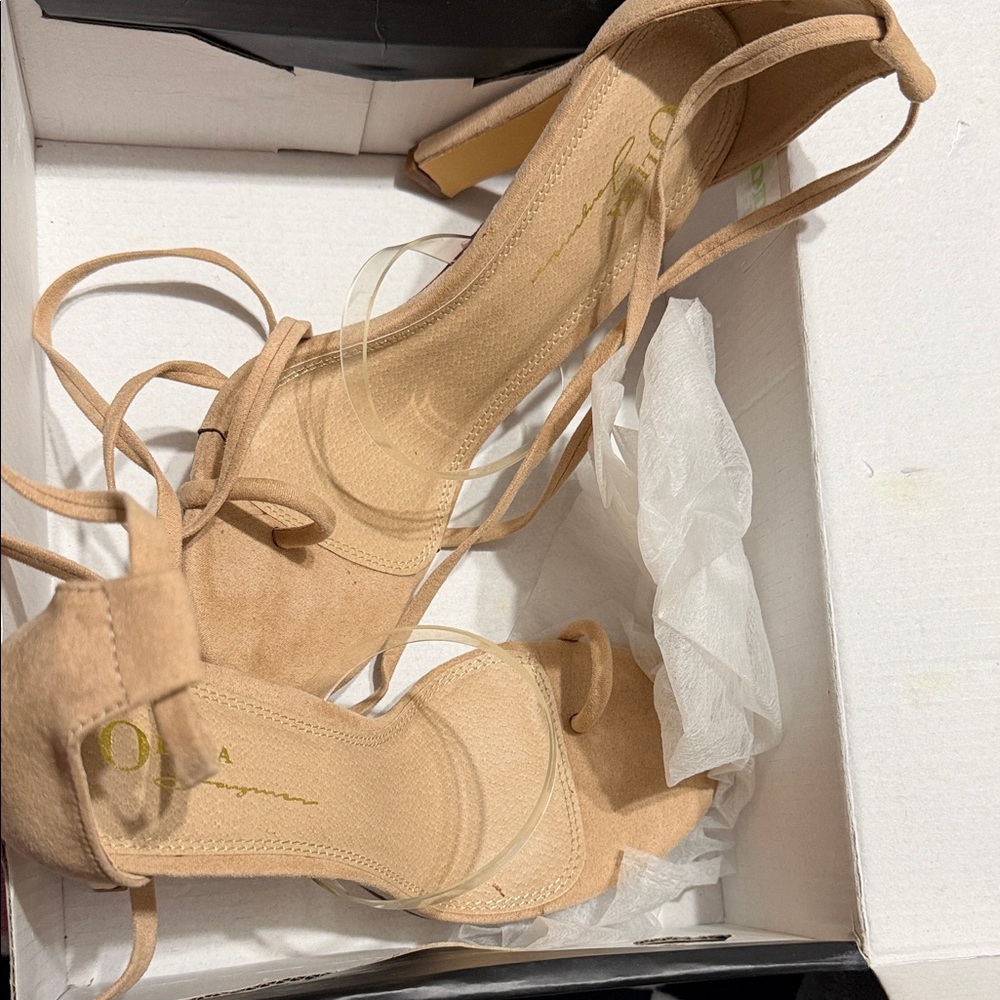 Elegant Tan Women's Heels